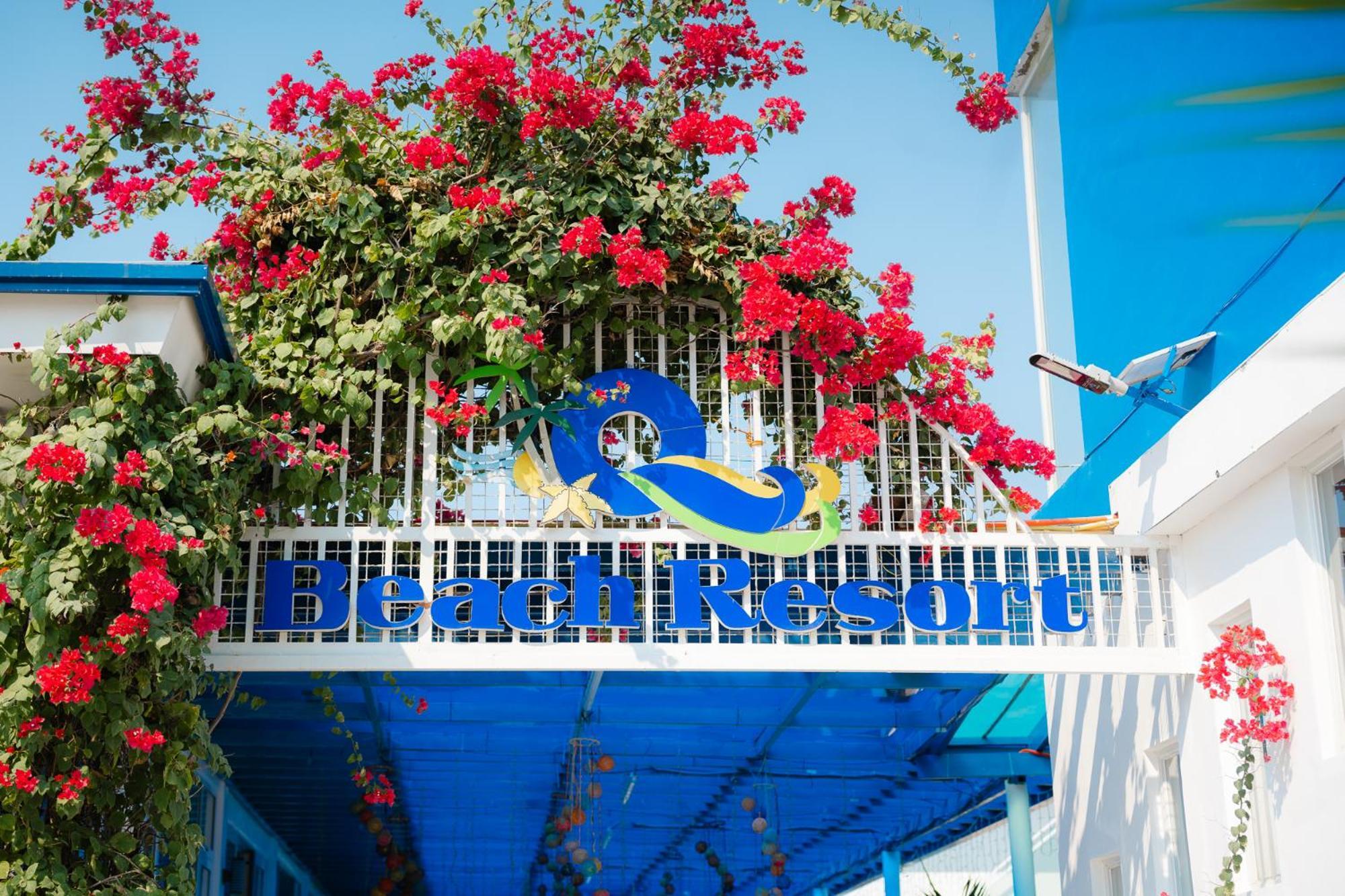 Q Beach Resort Cabangan Экстерьер фото