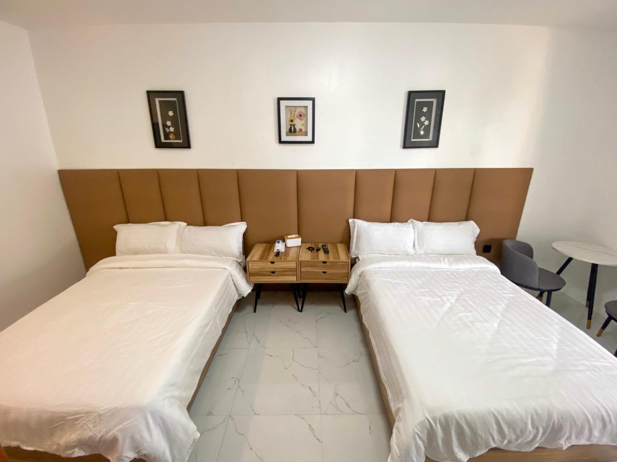 Q Beach Resort Cabangan Номер фото