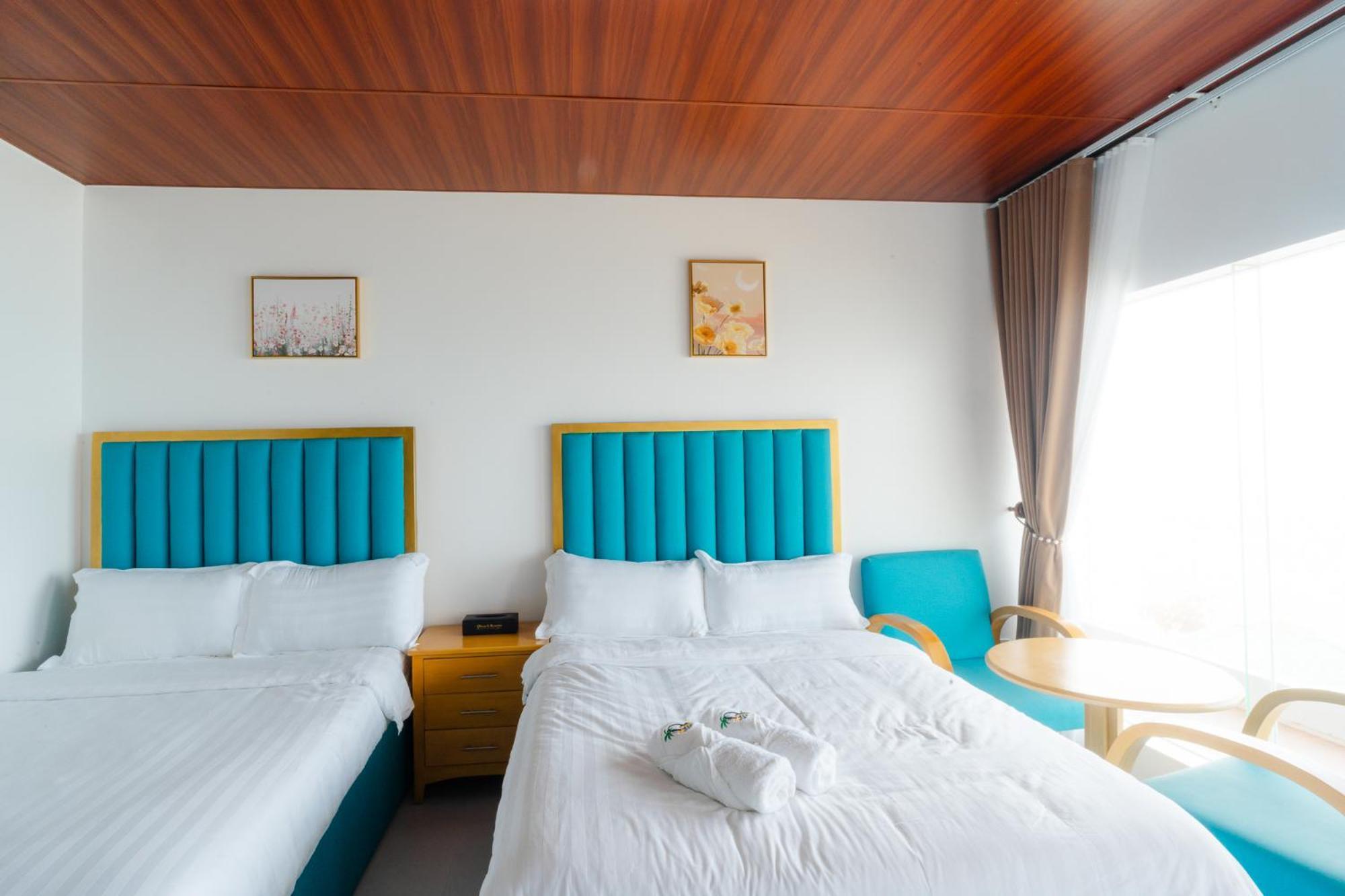 Q Beach Resort Cabangan Экстерьер фото