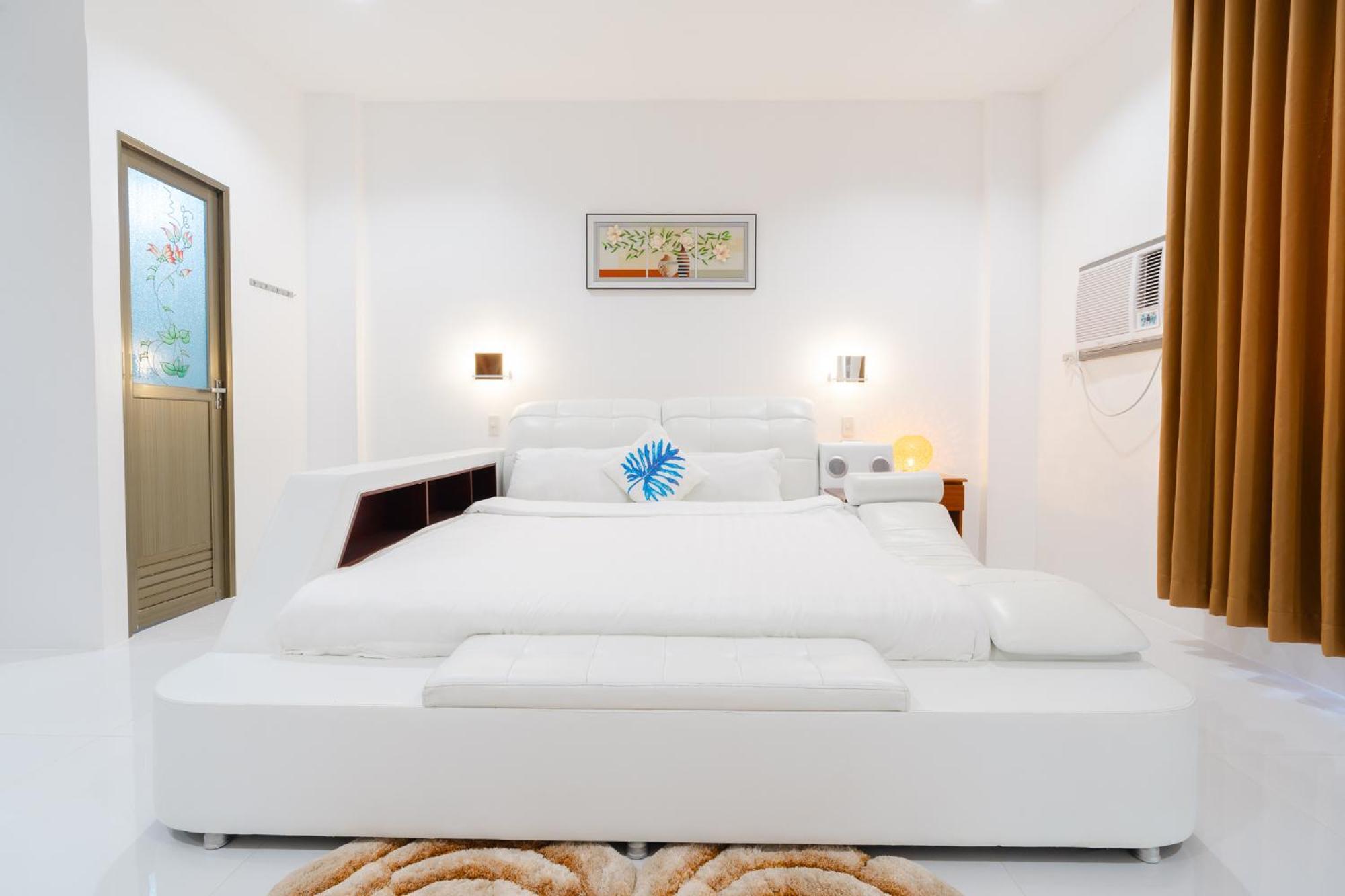 Q Beach Resort Cabangan Экстерьер фото